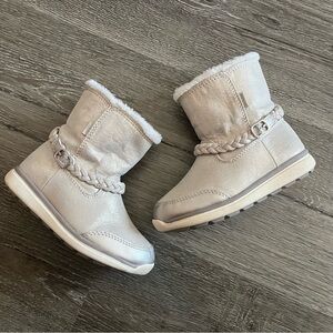 Stride Rite Silver Sparkle Faux Fur Zip Up Boots Toddler Girl Size 8.5W